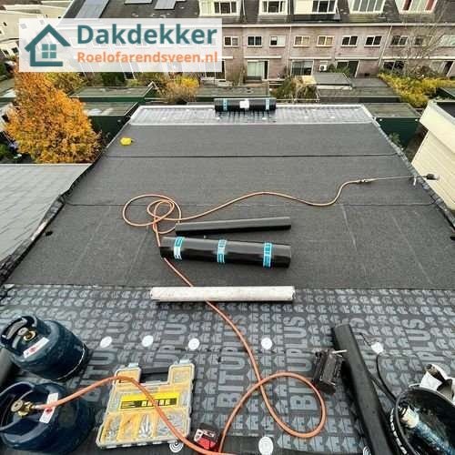 Plat dak opnieuw leggen Plat dak Roelofarendsveen opnieuw leggen