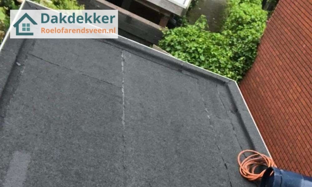 Wat kost een plat dak herstellen? Wat kost een plat dak herstellen in Roelofarendsveen?